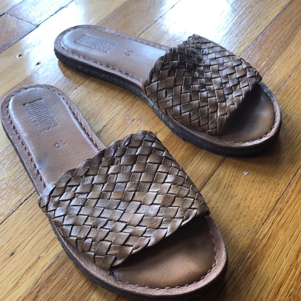 Mohinders Woven Brown Slide Sandals
